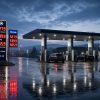 Miért marad magas az üzemanyagár a magyar kutakon?